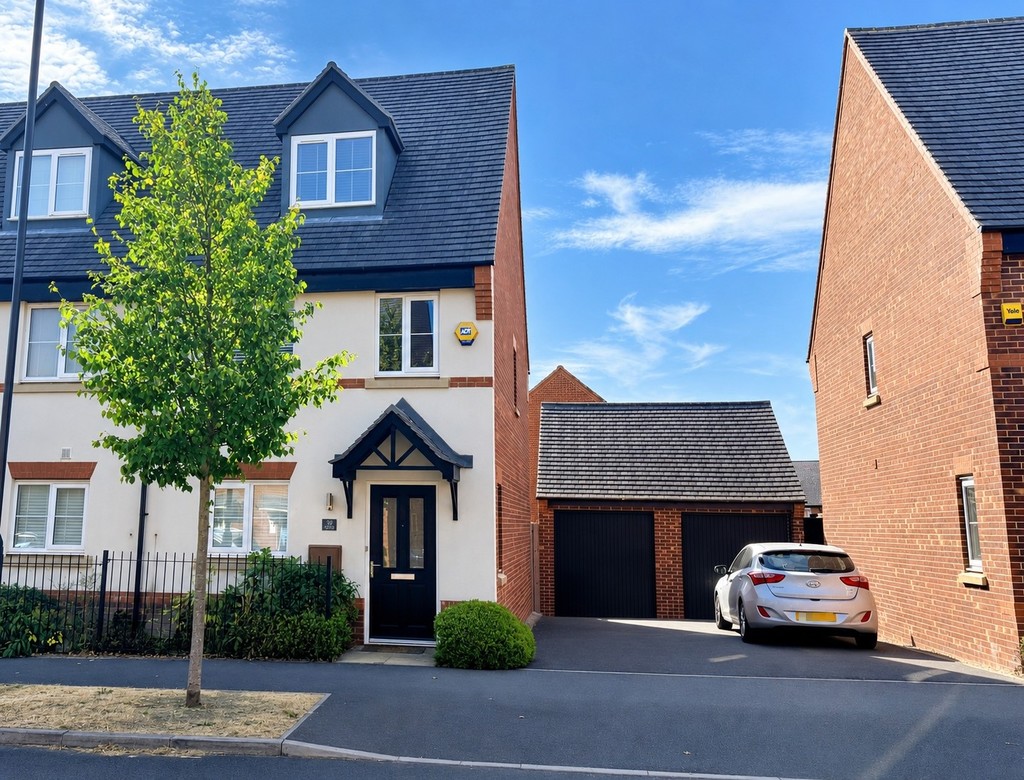 3 bedroom Property For Sale