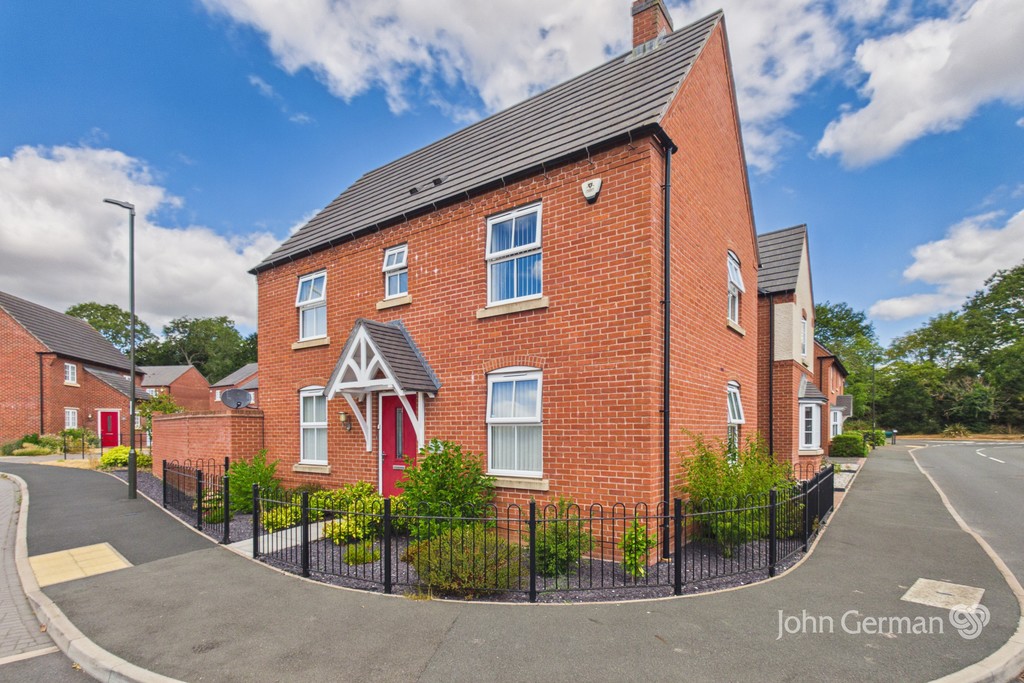 3 bedroom Detached house For Sale