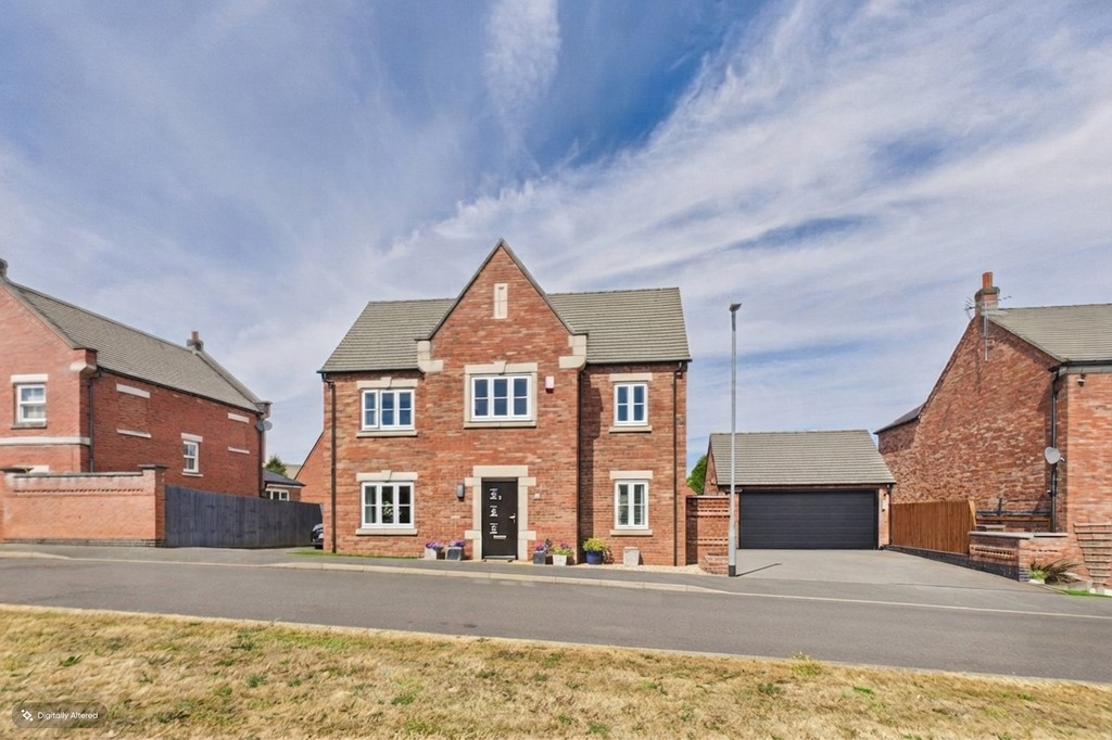 4 bedroom Detached house For Sale