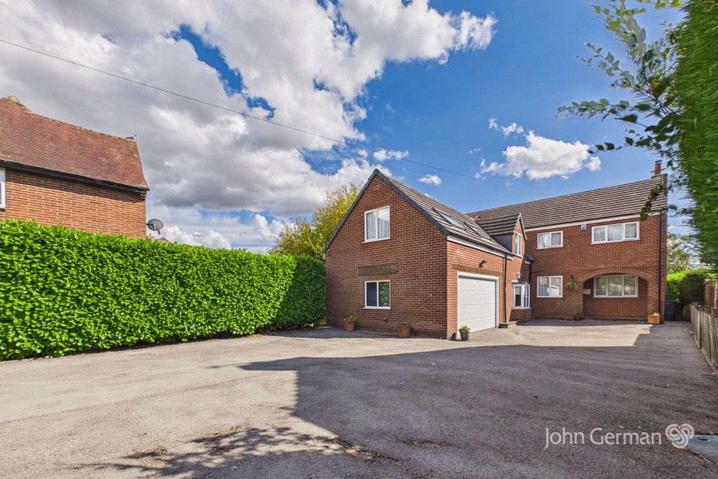 6 bedroom Detached house For Sale
