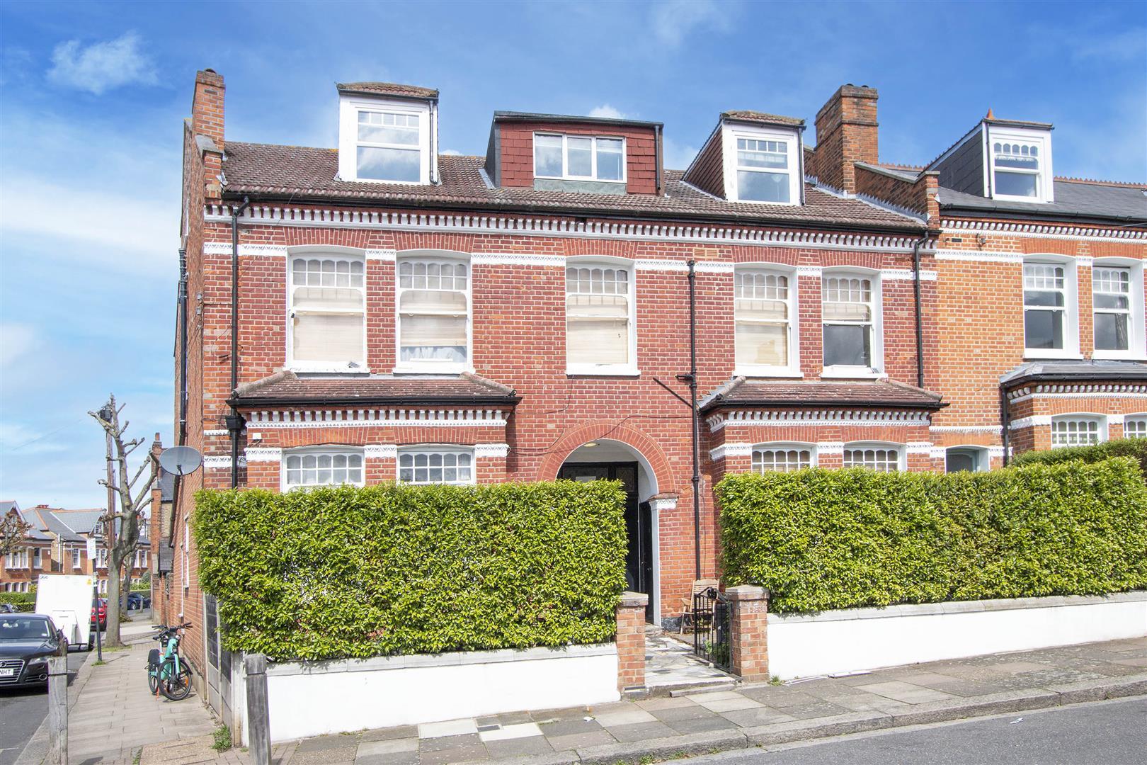 1 bedroom Flat Let