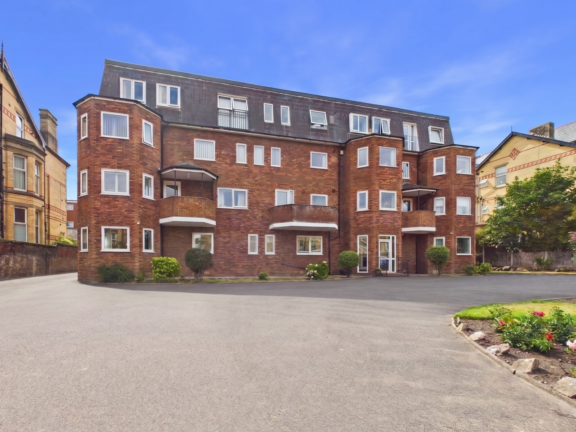 2 bedroom Flat share For Sale