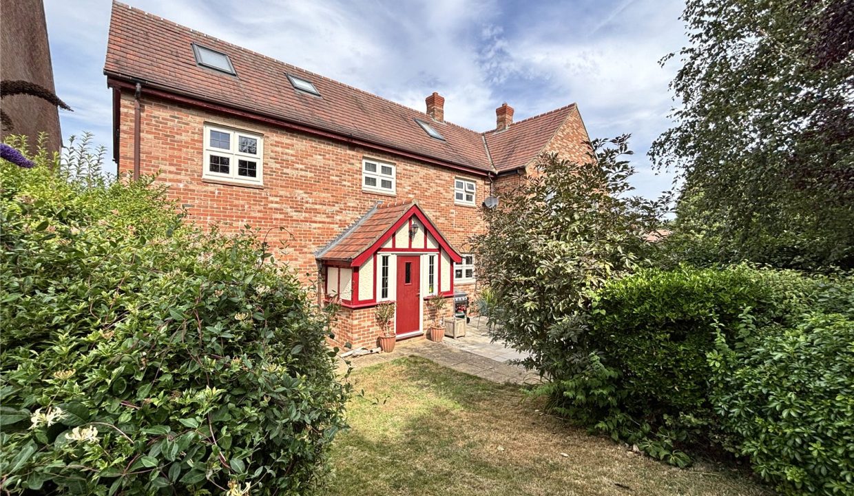 Detached house For Sale