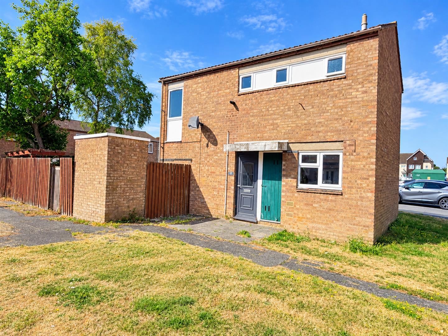 2 bedroom End of terrace house For Sale
