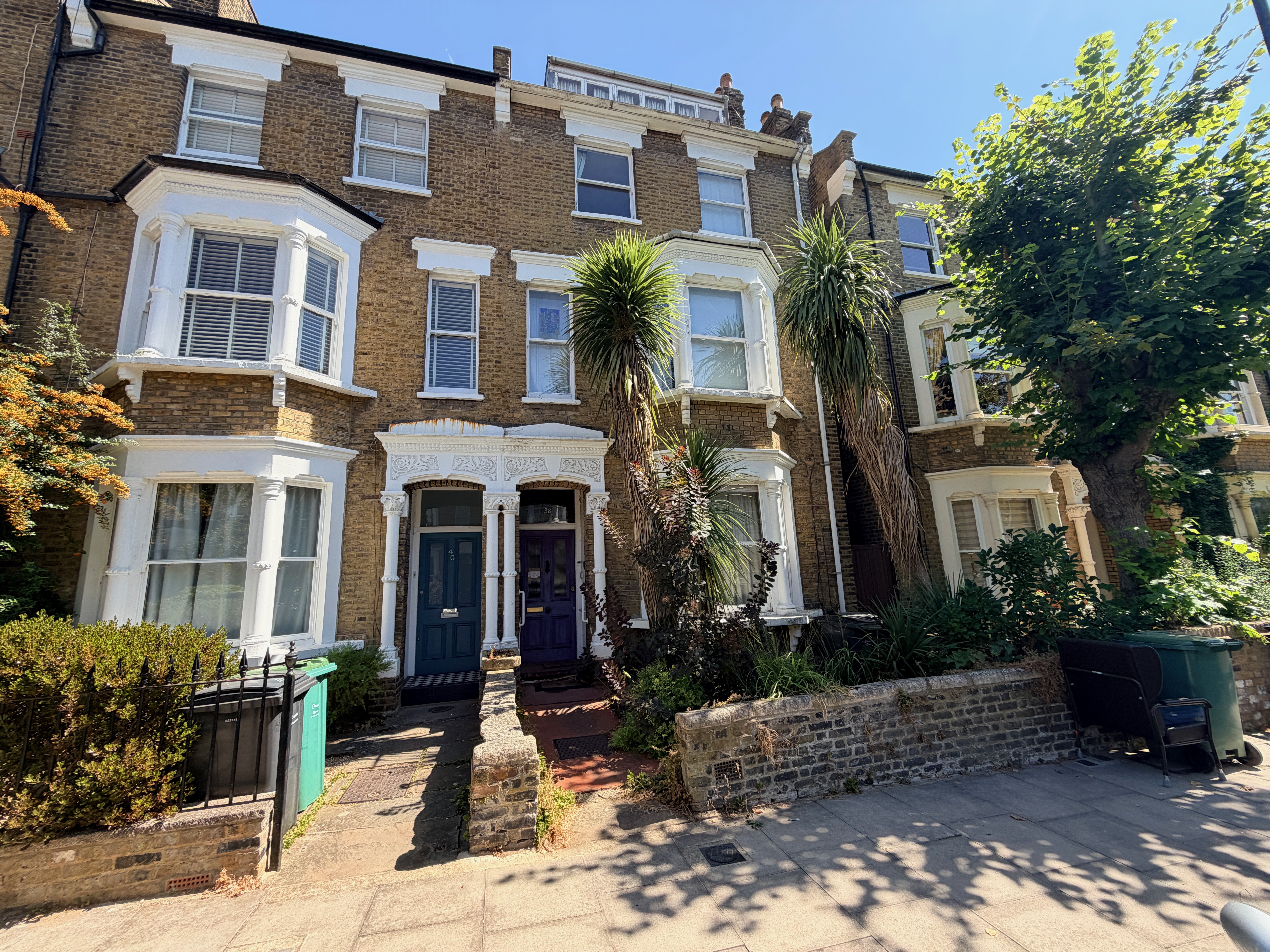  Semi-detached house For Sale