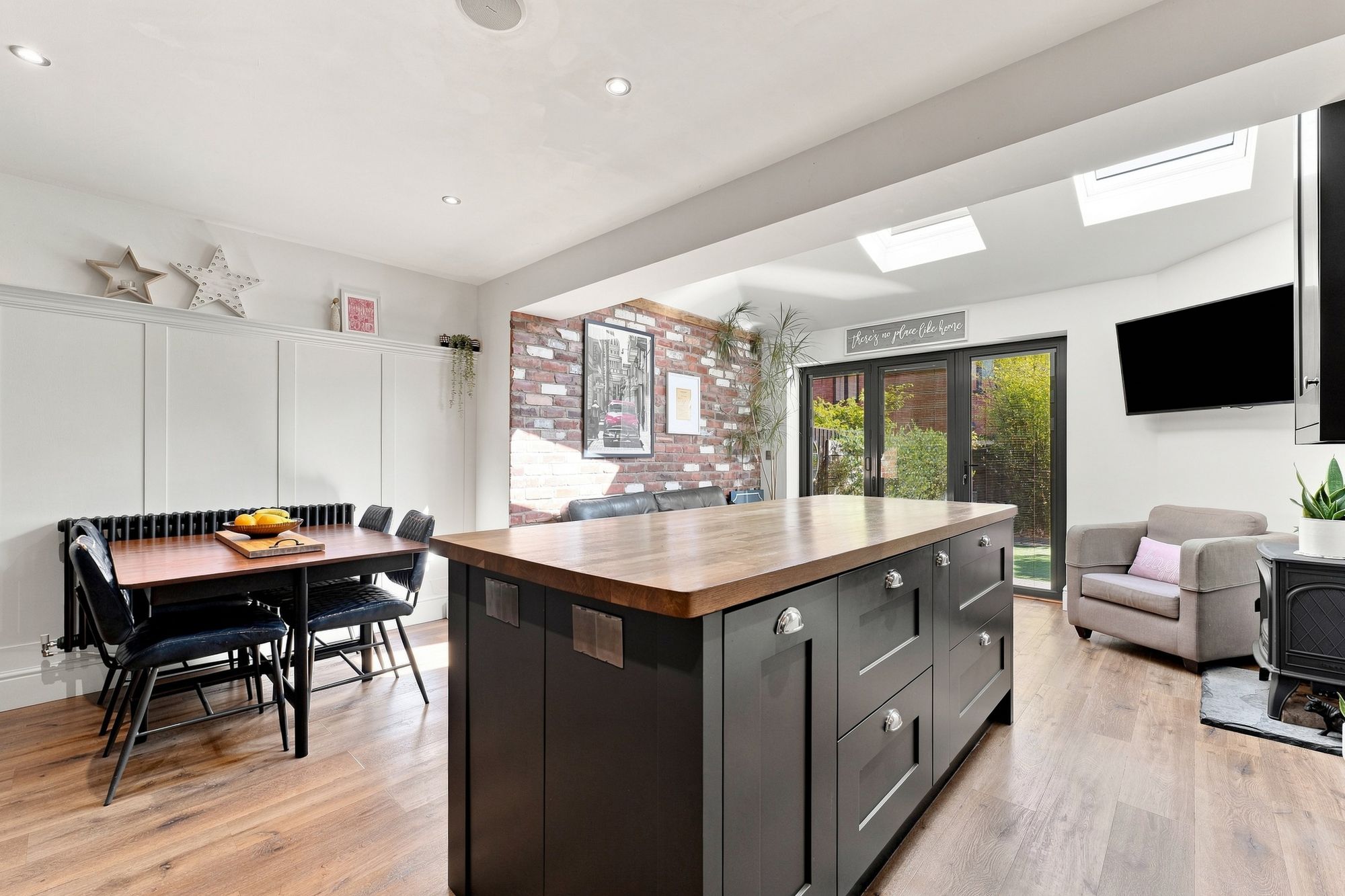 4 bedroom Town house Under Offer