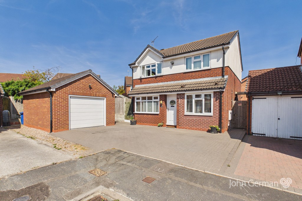 4 bedroom Detached house For Sale
