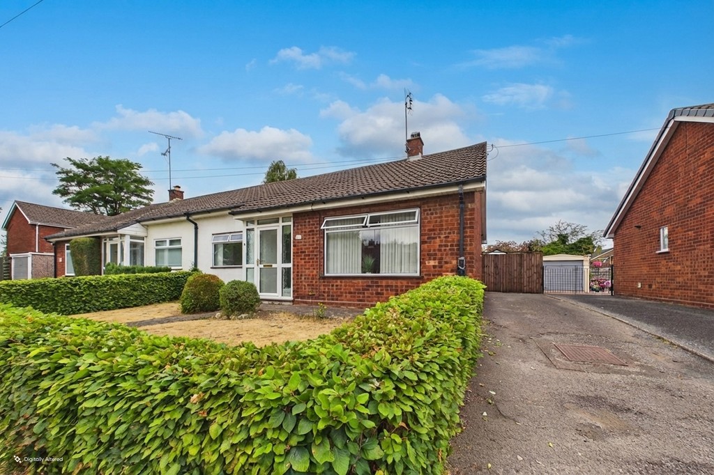 2 bedroom Semi-detached house For Sale