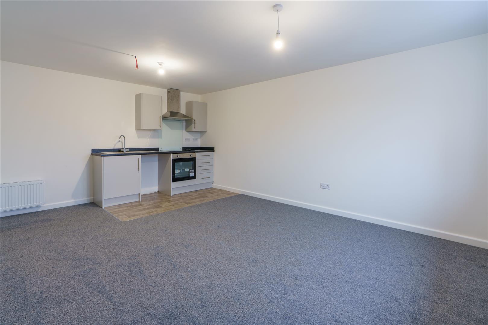 1 bedroom Flat To Let