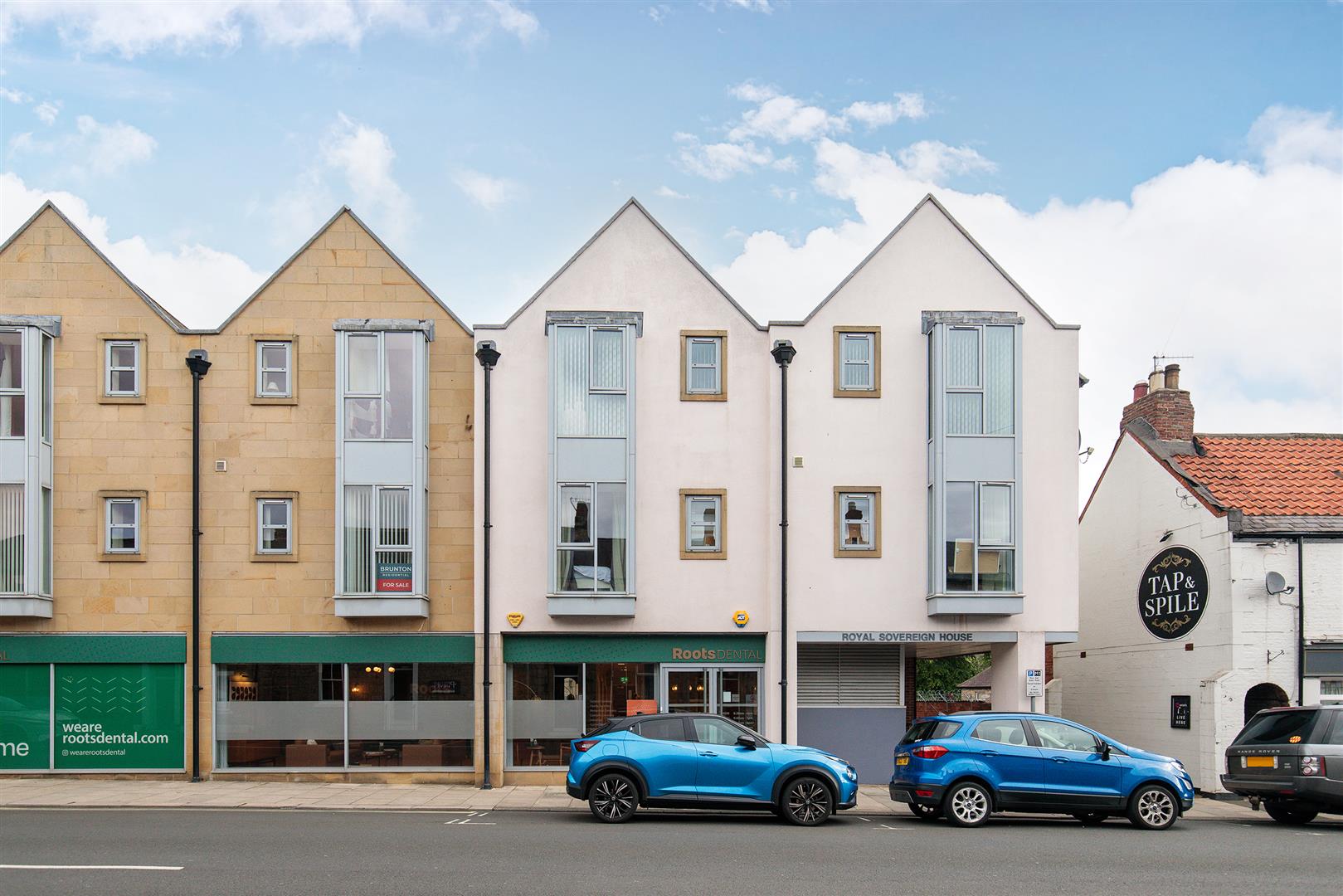 2 bedroom Apartment Let