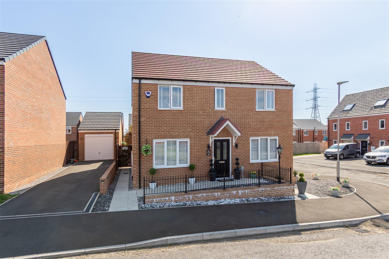 4 bedroom Detached house For Sale
