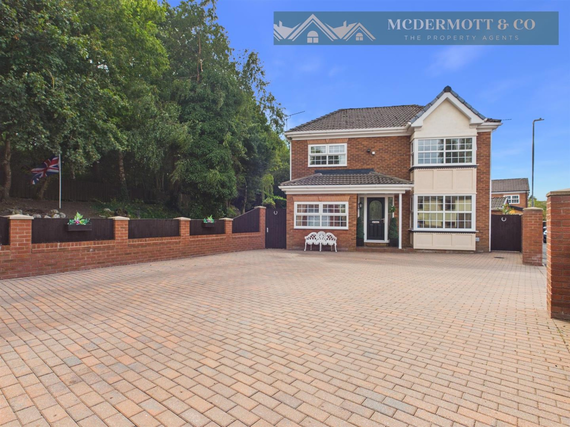 4 bedroom Detached house For Sale