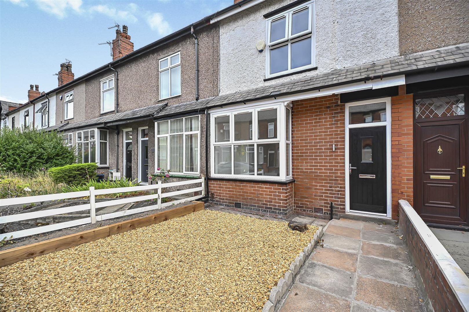 2 bedroom Terraced House Under Offer