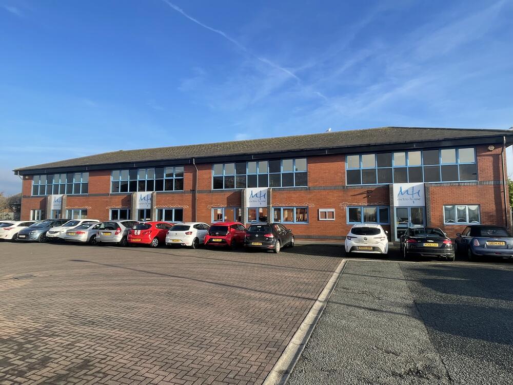  Terraced House For Sale