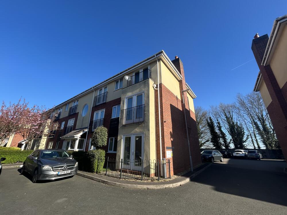  Flat For Sale