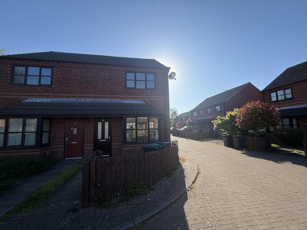 2 bedroom End of terrace house For Sale