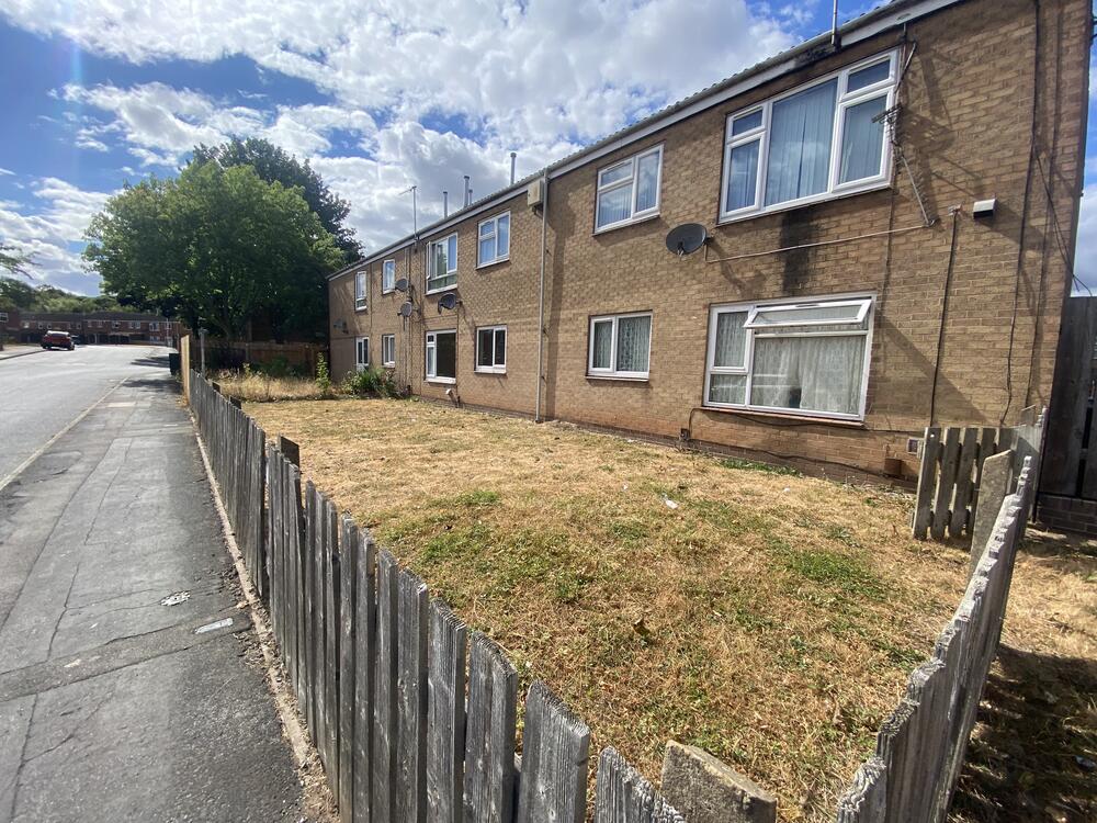1 bedroom Flat For Sale