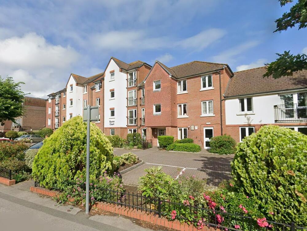 2 bedroom Property For Sale