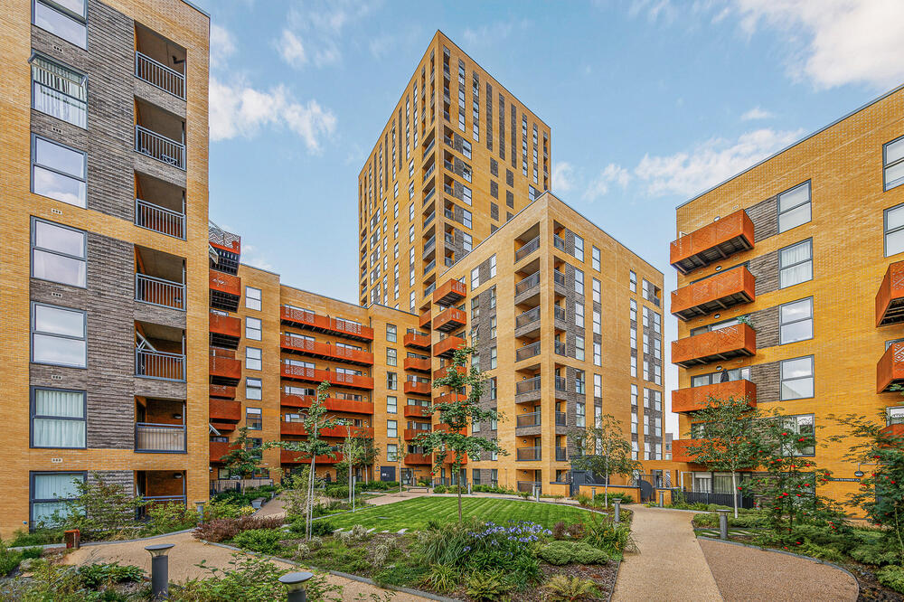 2 bedroom Apartment For Sale