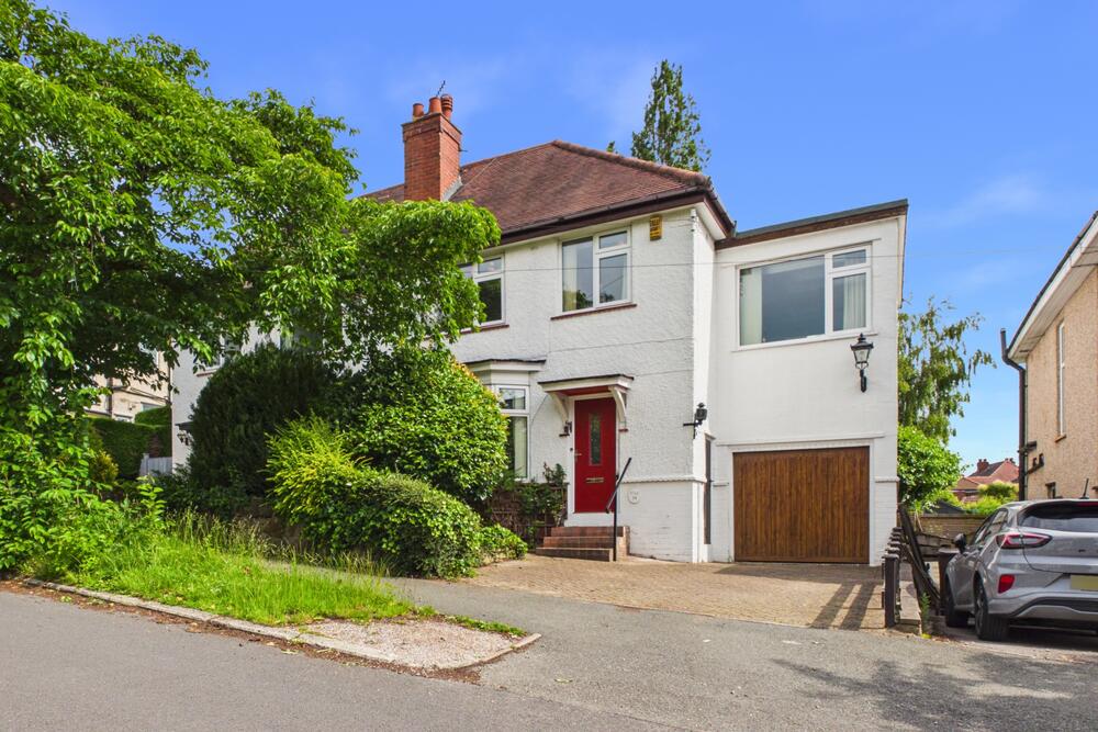4 bedroom Semi-detached house For Sale