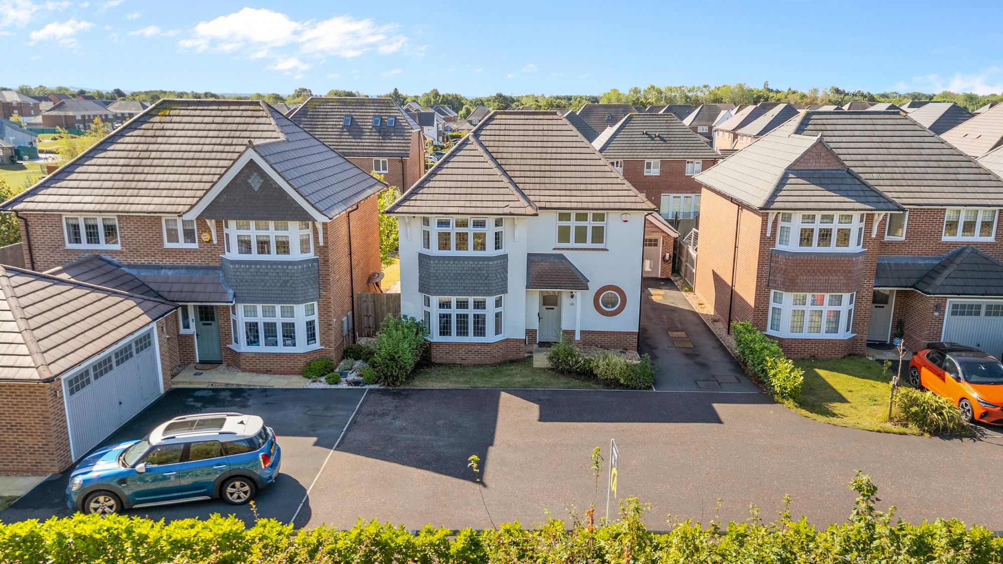 3 bedroom Detached house For Sale