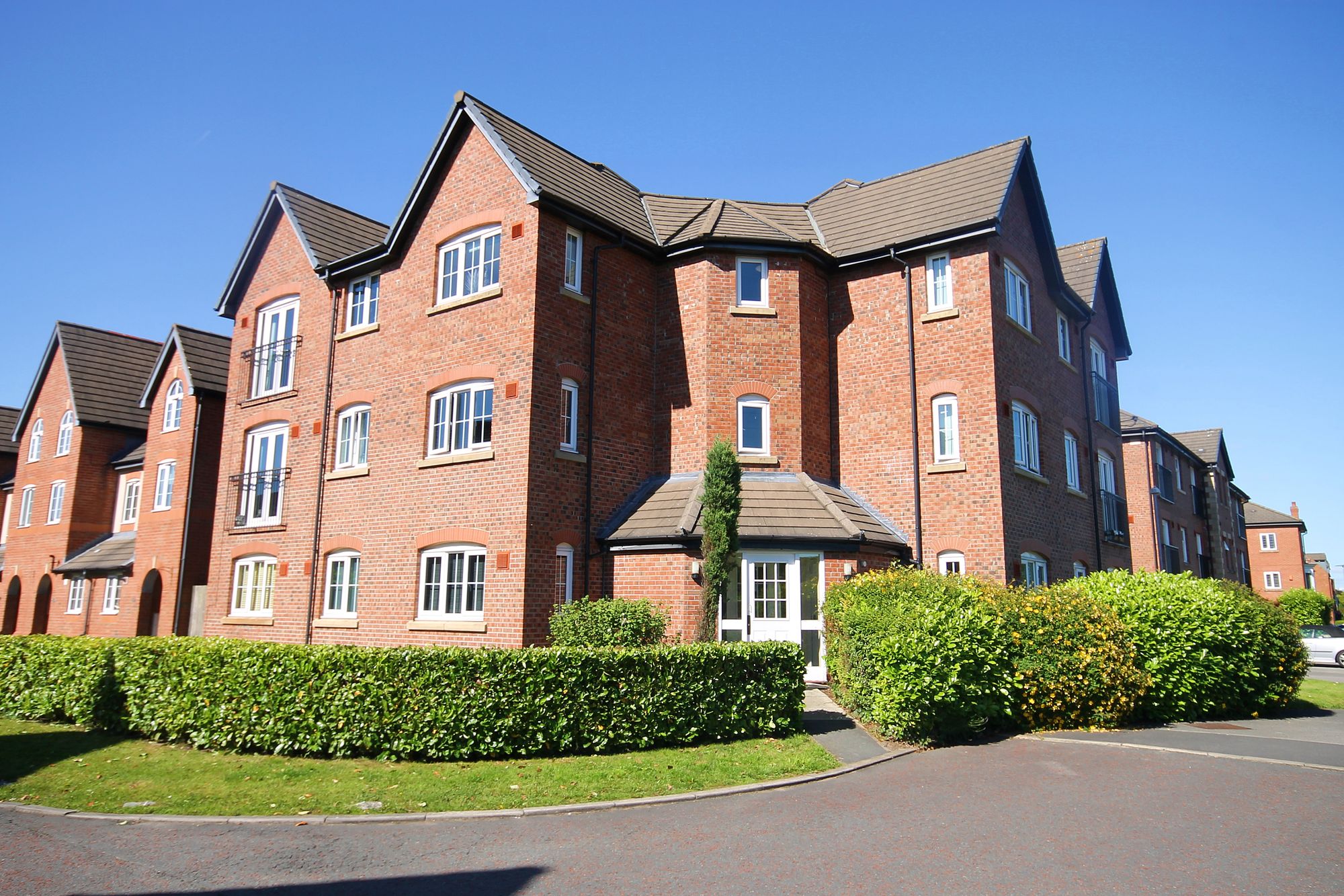 2 bedroom Flat share Under Offer