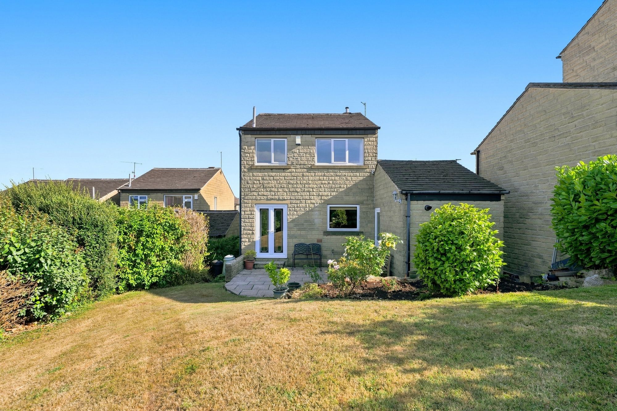 3 bedroom Detached house For Sale