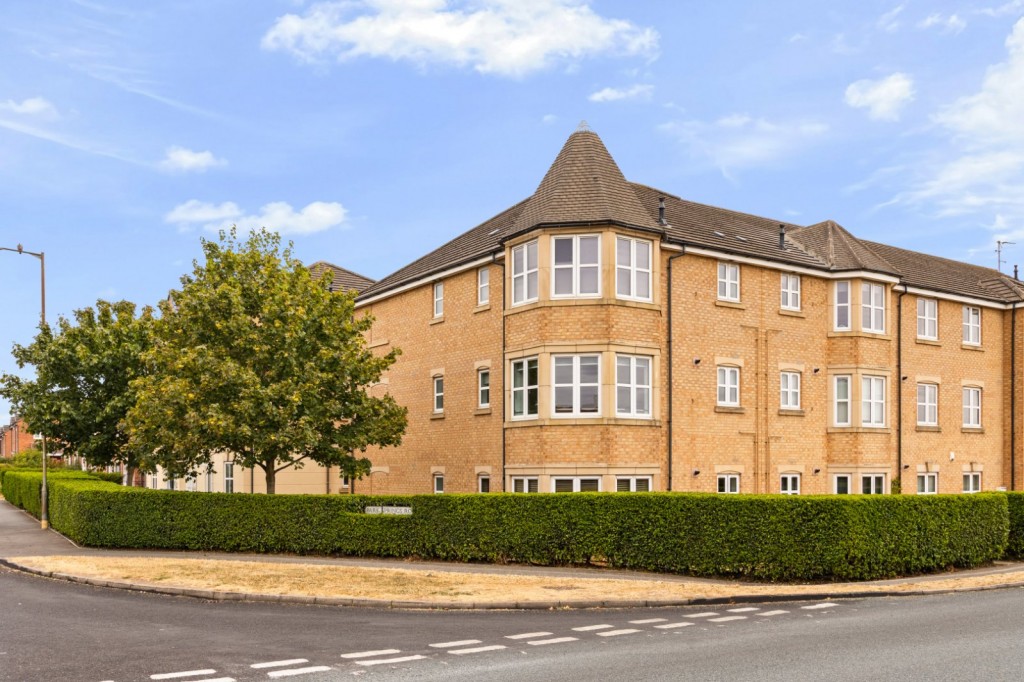 2 bedroom Apartment Under Offer