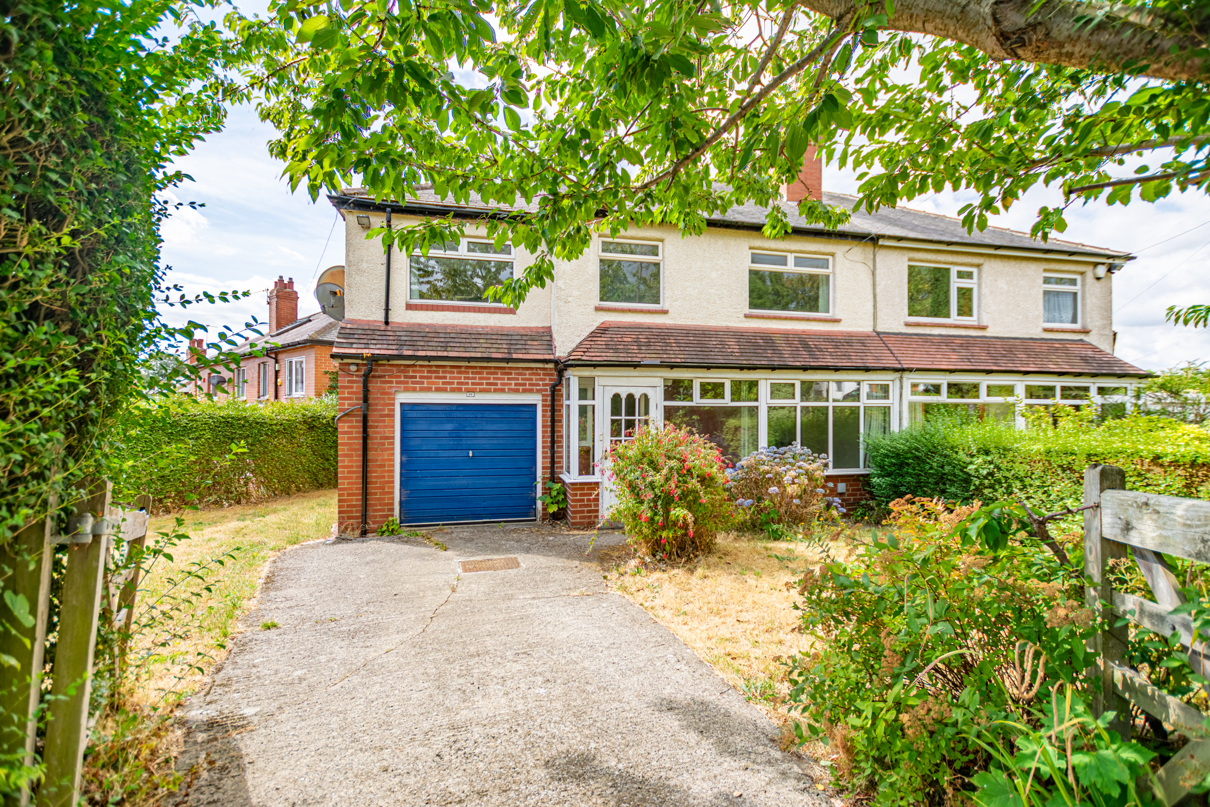 4 bedroom Semi-detached house For Sale