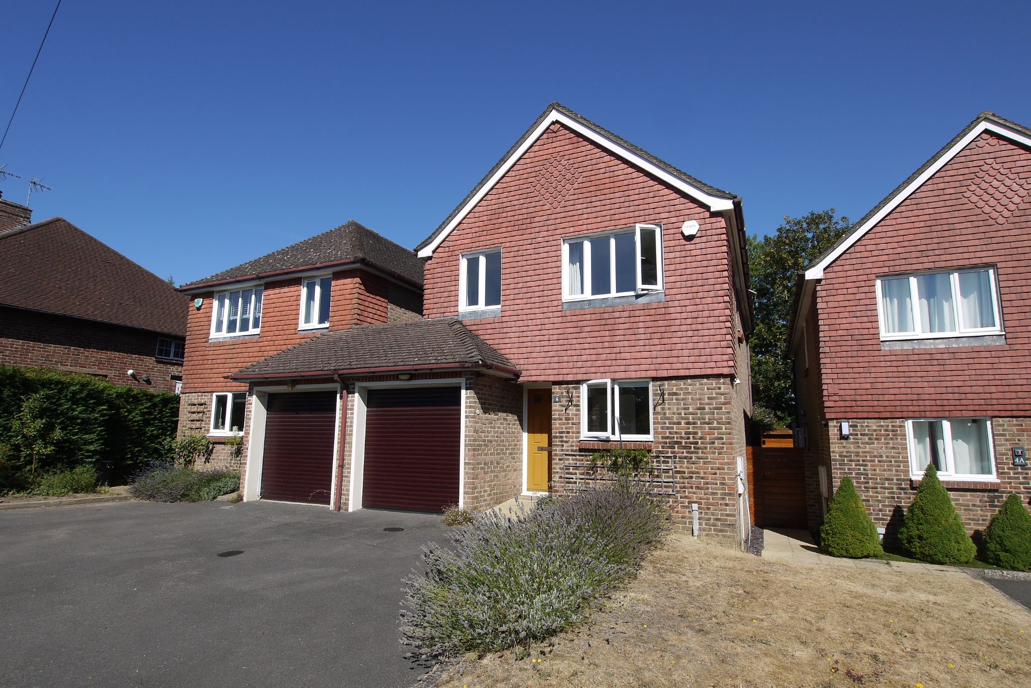4 bedroom Link detached house For Sale