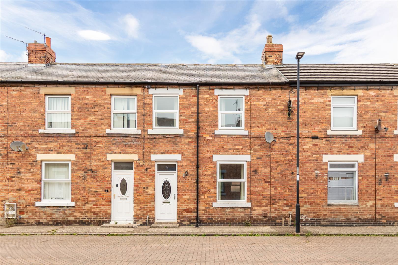 2 bedroom Terraced House Under Offer