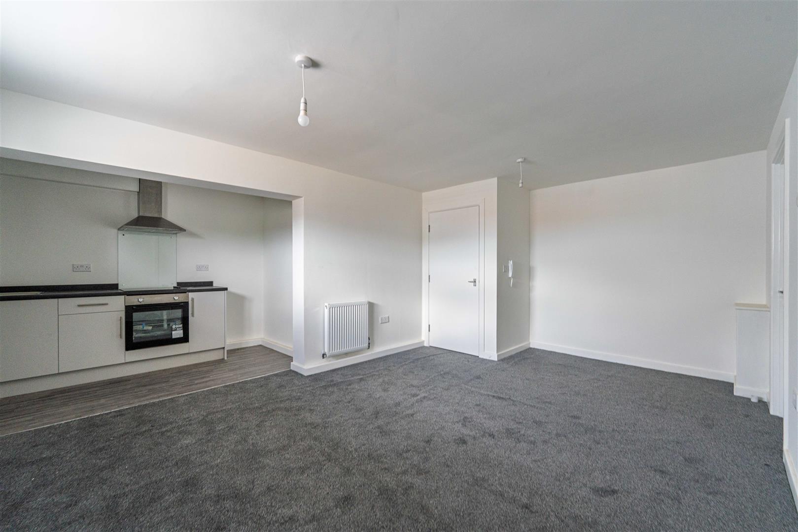 1 bedroom Flat To Let