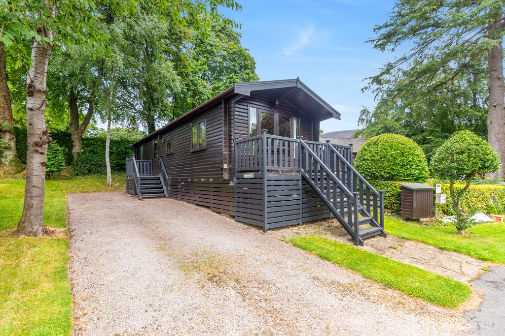 2 bedroom Lodge For Sale