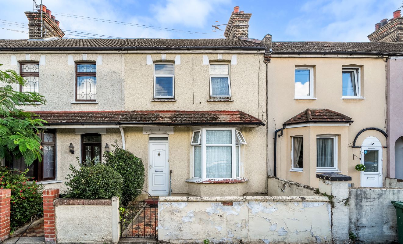 5 bedroom Terraced House Sold