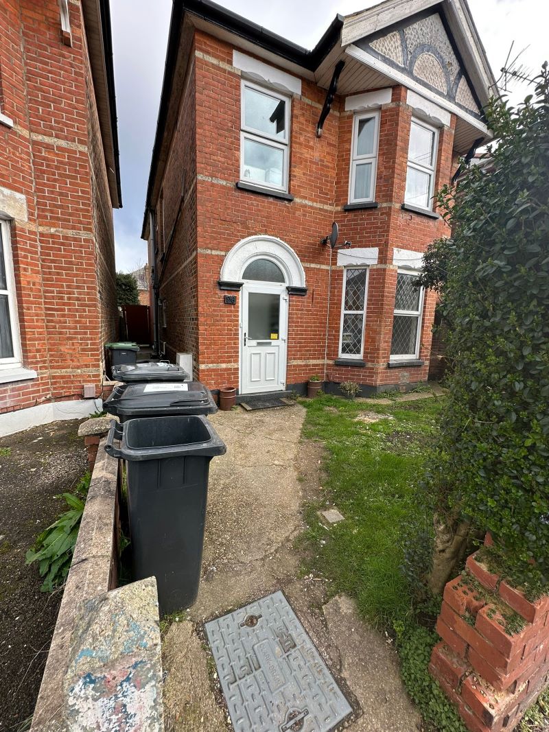 2 bedroom Flat Sold