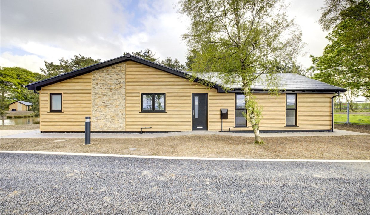 2 bedroom  For Sale