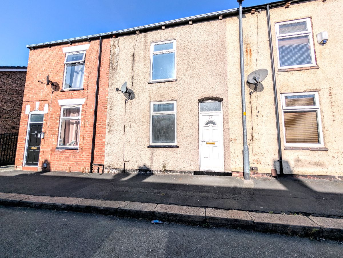2 bedroom Terraced House To Let