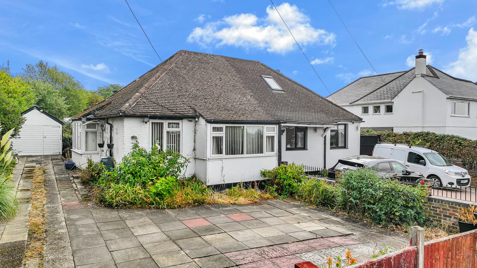 2 bedroom Detached bungalow For Sale