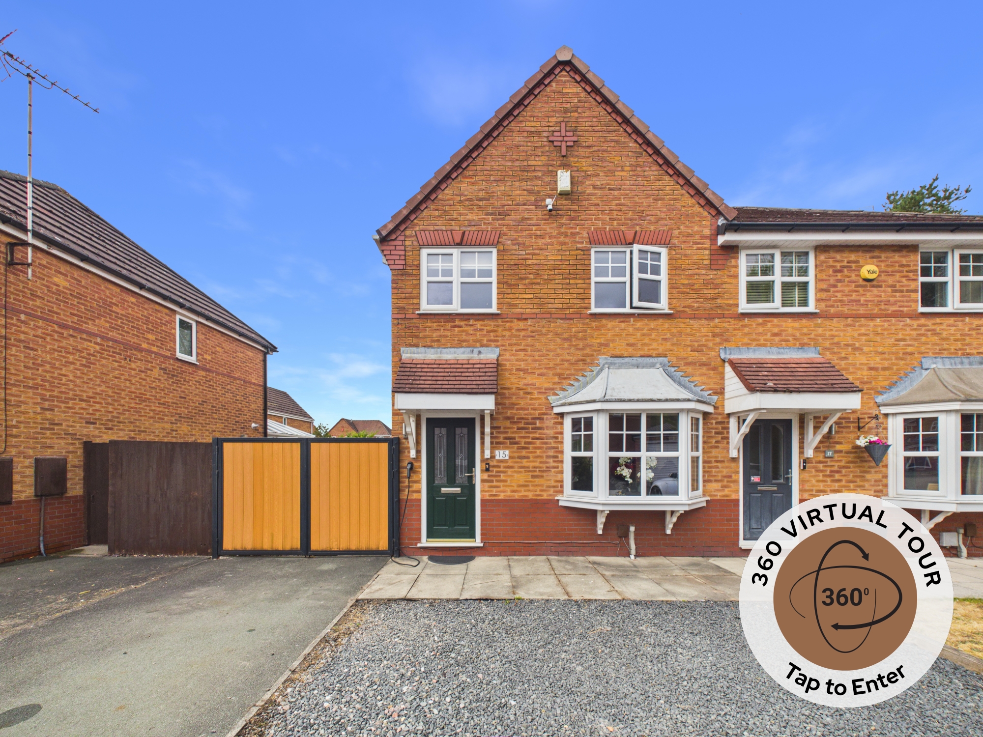 3 bedroom Semi-detached house For Sale