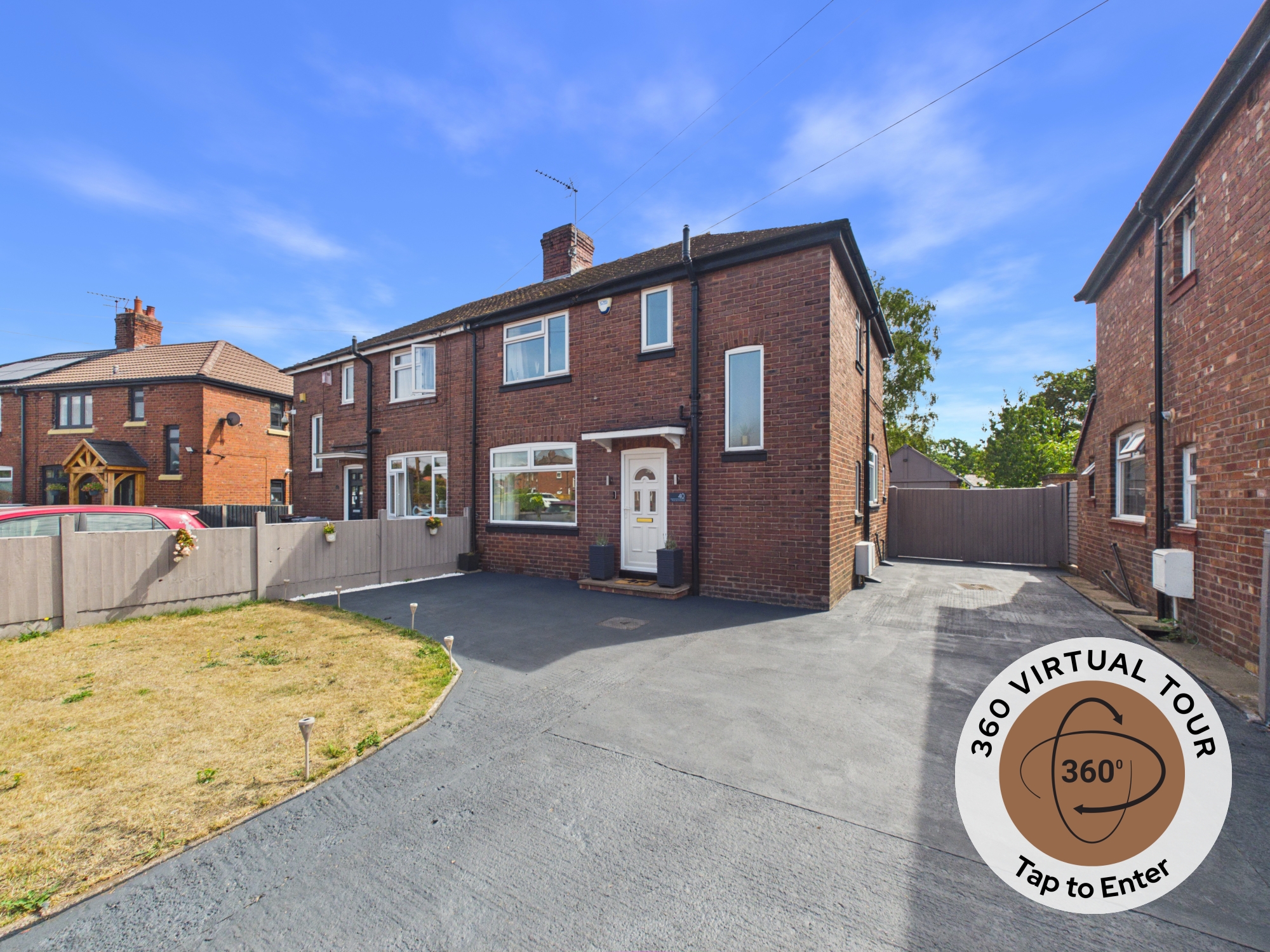 3 bedroom Semi-detached house For Sale