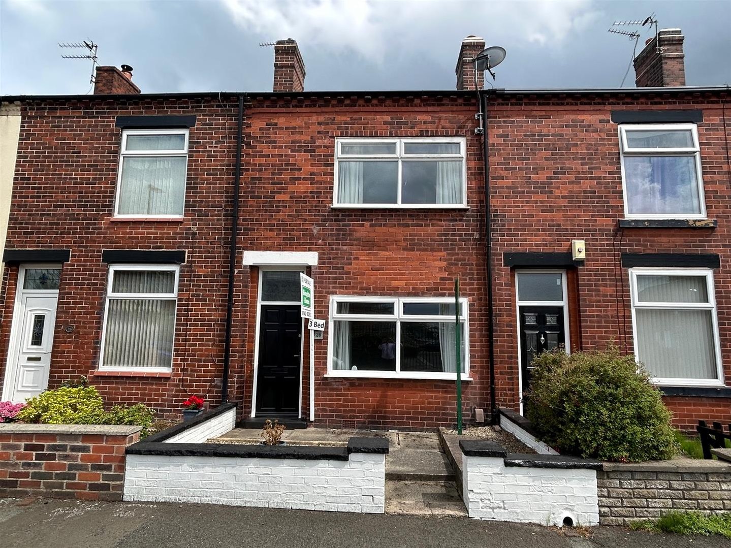 3 bedroom Terraced House Under Offer