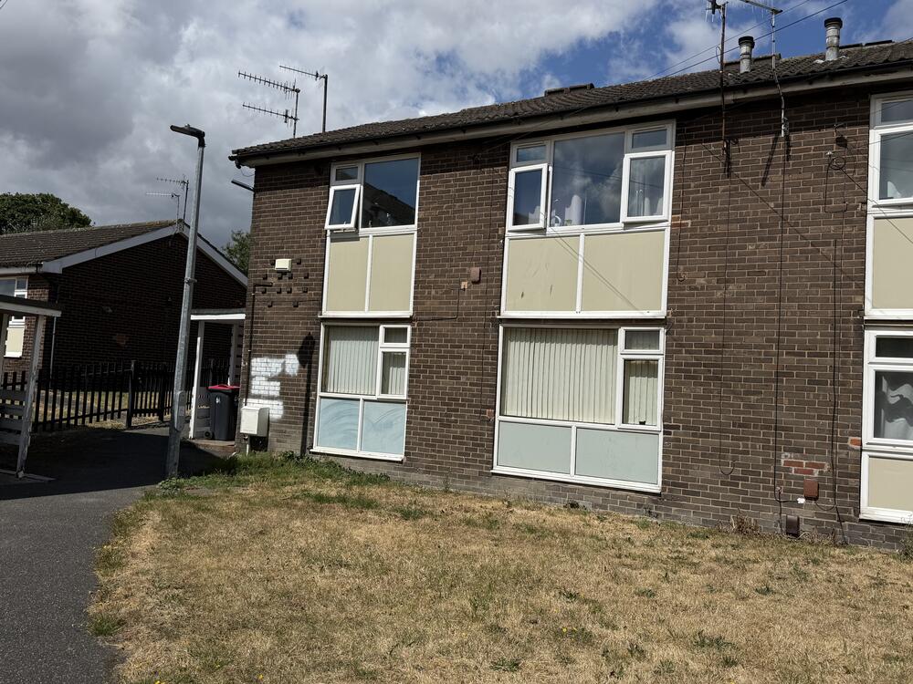 1 bedroom Flat For Sale