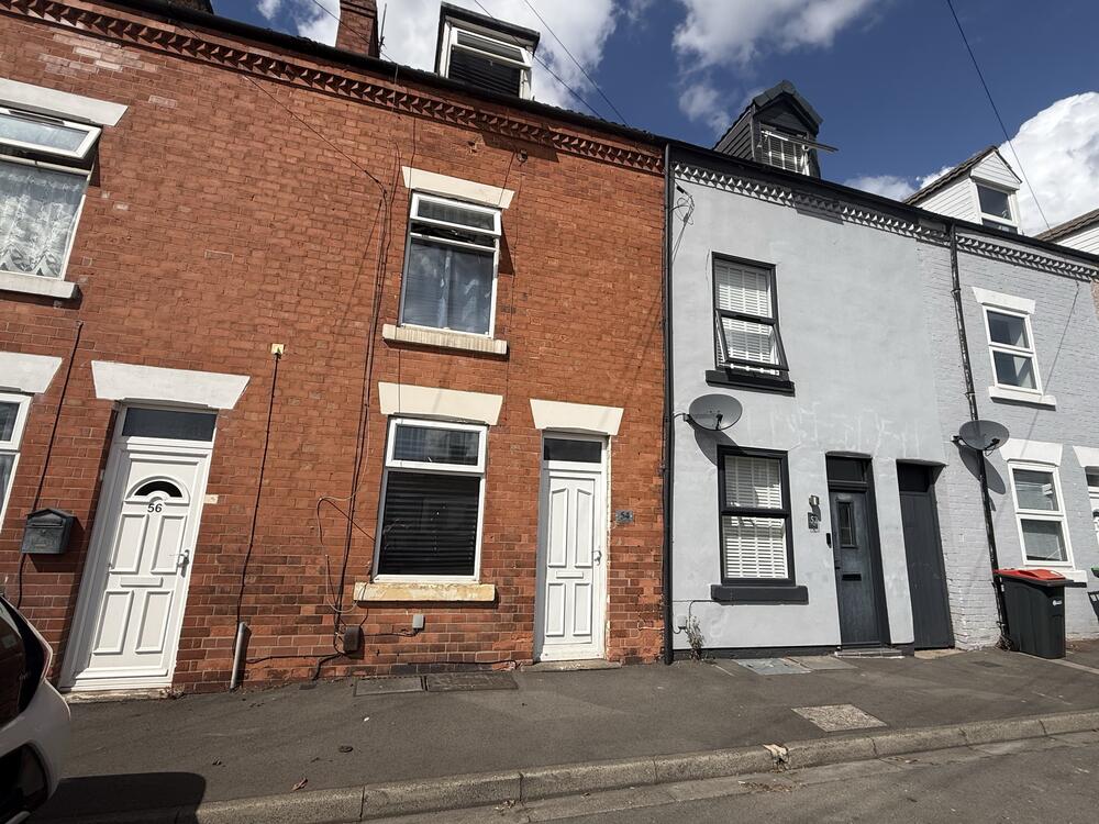  Terraced House For Sale