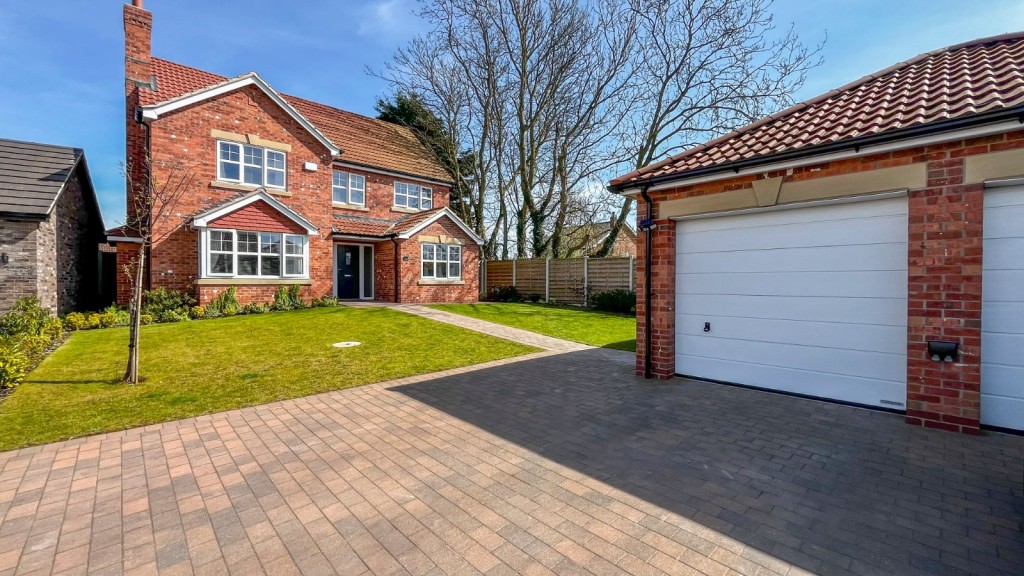 5 bedroom Detached house To Let