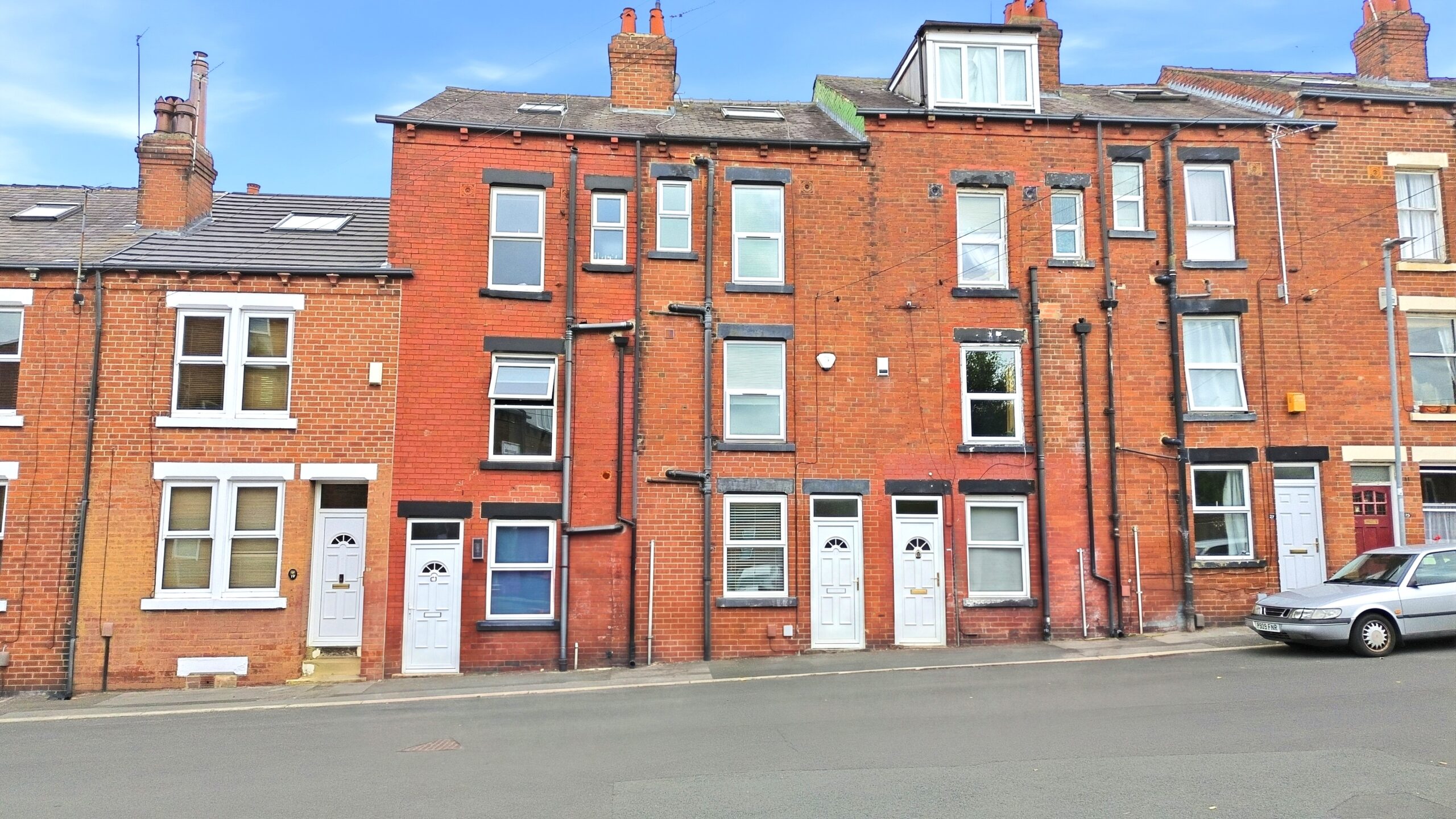 4 bedroom Terraced bungalow For Sale
