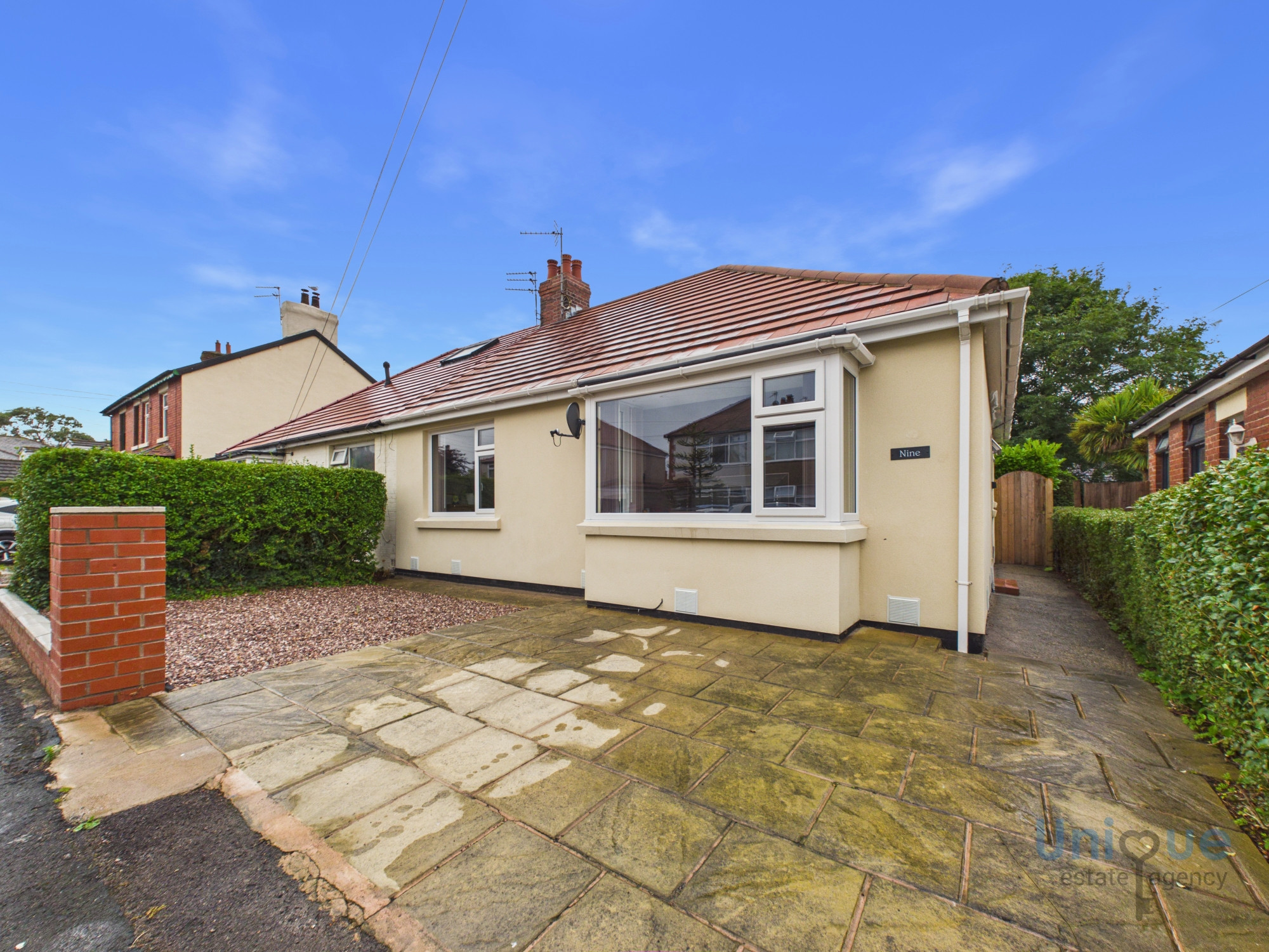 3 bedroom Link detached house For Sale