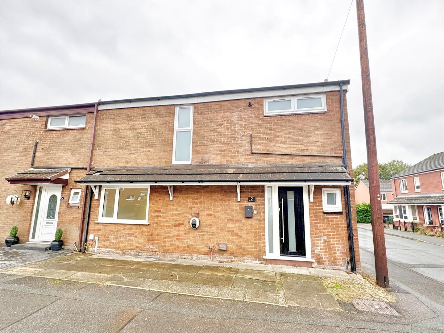3 bedroom Mews house For Sale