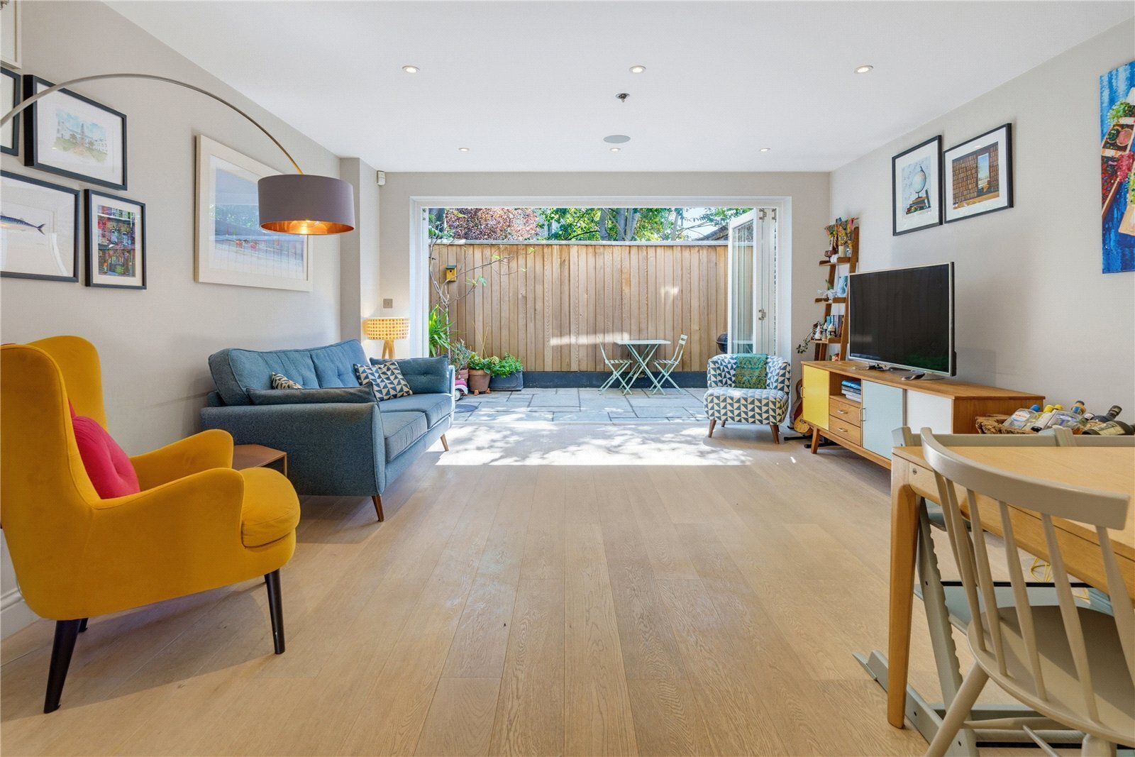 3 bedroom Mews house For Sale