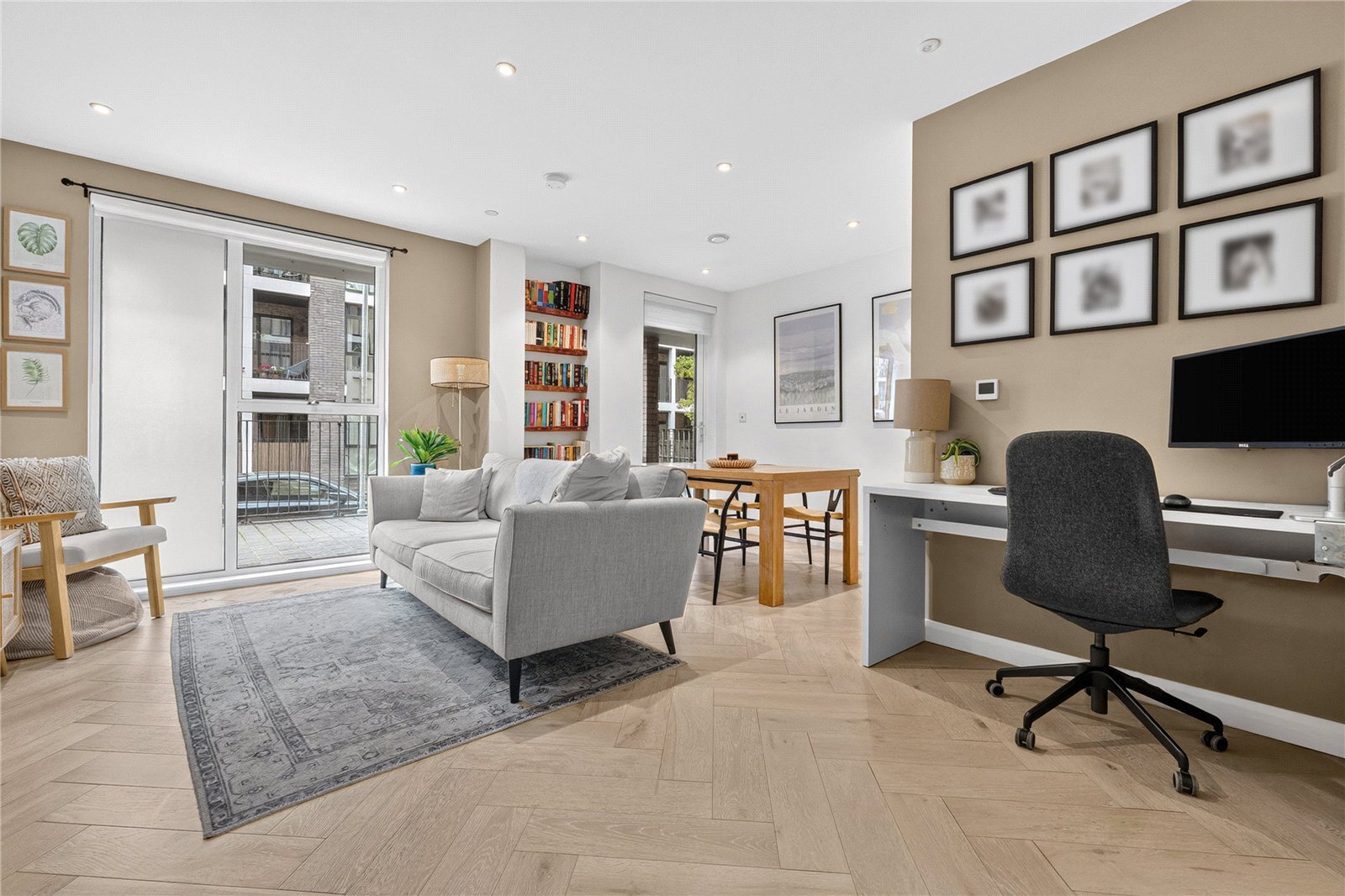 1 bedroom Flat For Sale