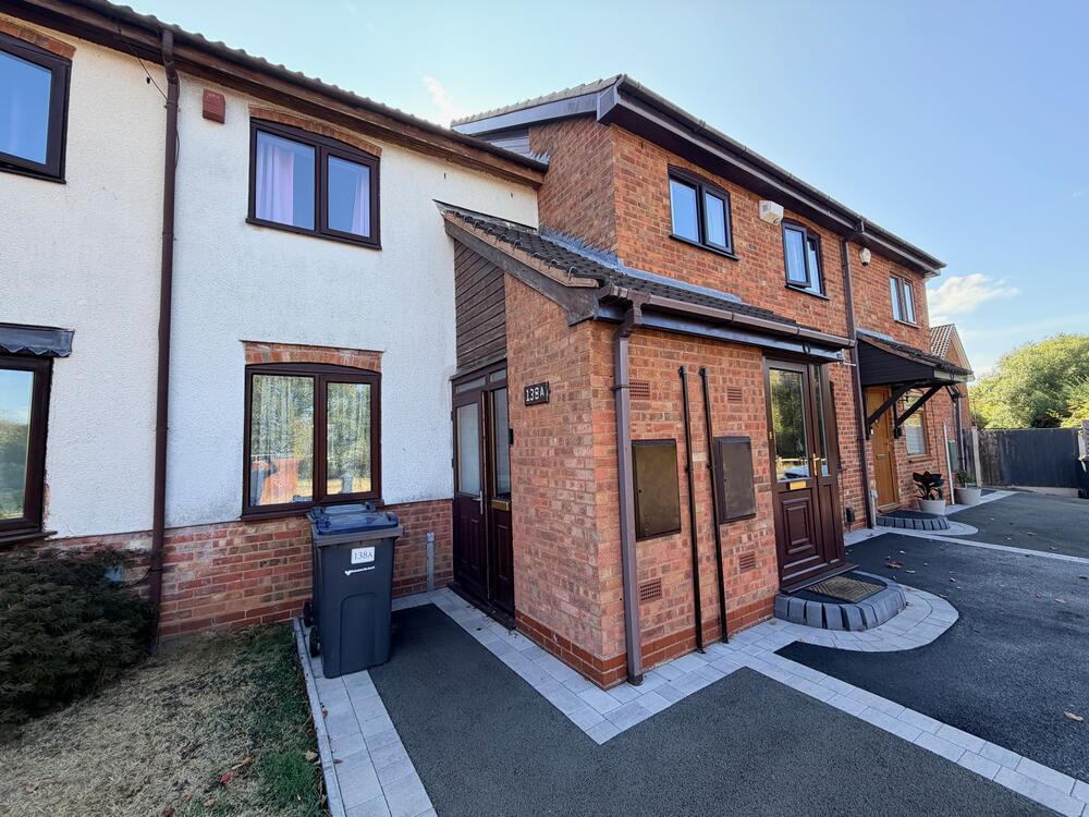 3 bedroom Town house For Sale